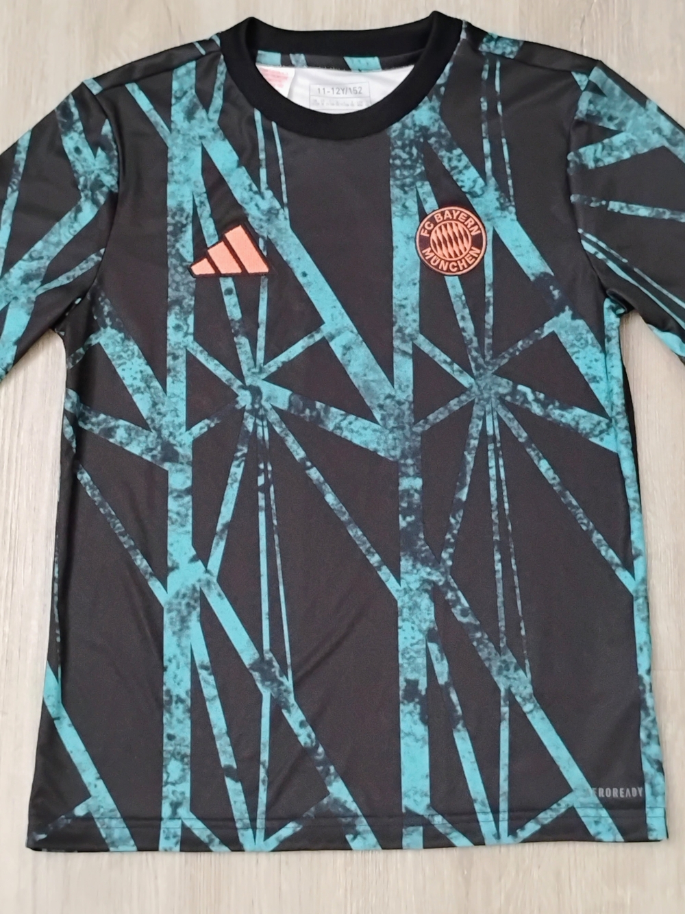 Adidas Kids' FC Bayern Black & Teal Graphic Training Tee